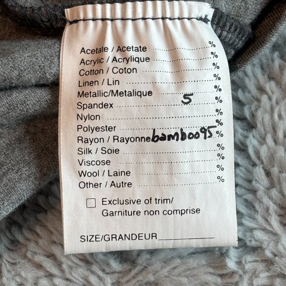 MADE IN CANADA - Flutter Sleeve, Scoop Neck Bamboo Top - Pretty Crow Print - Picture 8 of 11